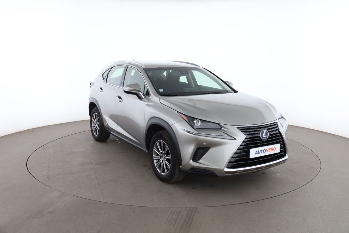 Lexus NX-Serie 300h Business 2WD Auto — photo 7