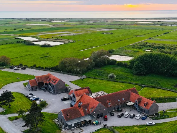Rare à la vente - Domaine hôtelier & touristique en Baie de Somme