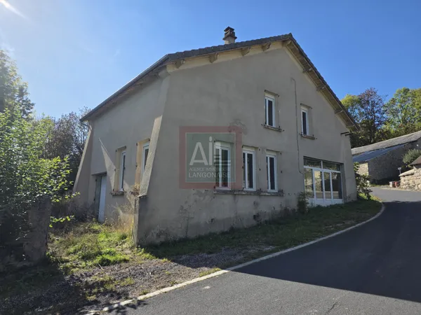 Ancienne école avec terrain