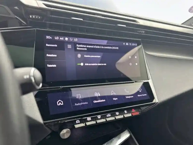 Peugeot 408 phev 225 e-eat8 — photo 23