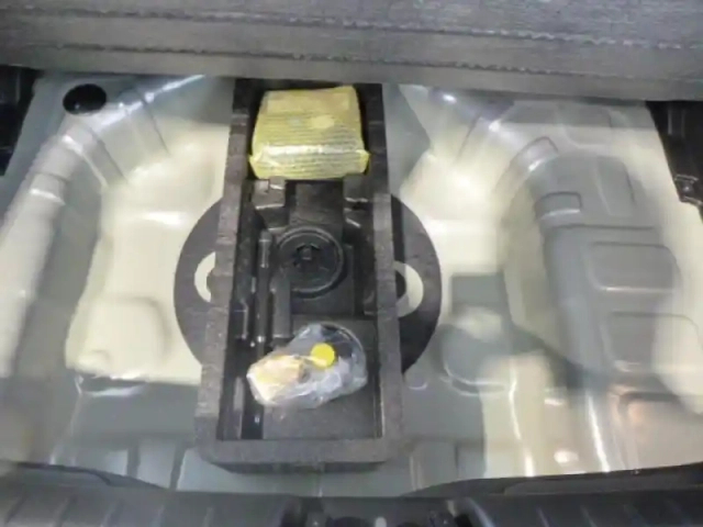Kia Stonic 1.0 t-gdi 100ch gt line dct7 — photo 10