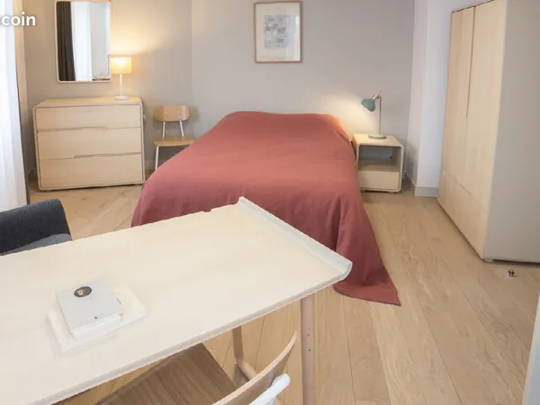 Chambre 17m2 dans grande colocation