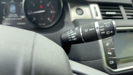 Land Rover Range Rover Evoque 2.0 TD4 150 - Executive – 2016 – 108476 km – Diesel – Boîte Manuelle — photo 11