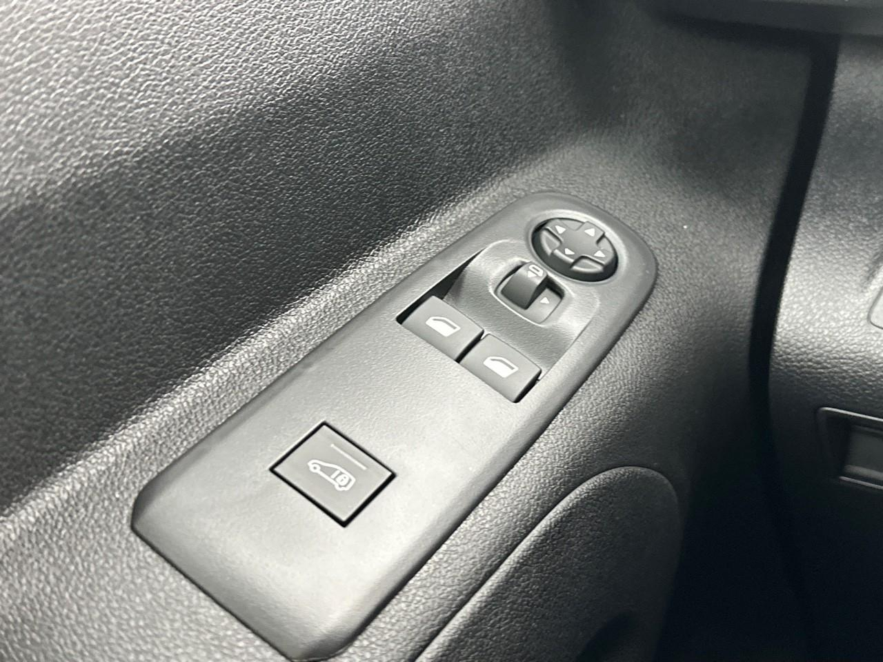 Citroën Berlingo van m diesel 100 ch manuelle — photo 16