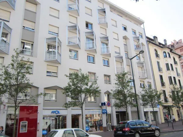 Stationnement Location Annecy 109€