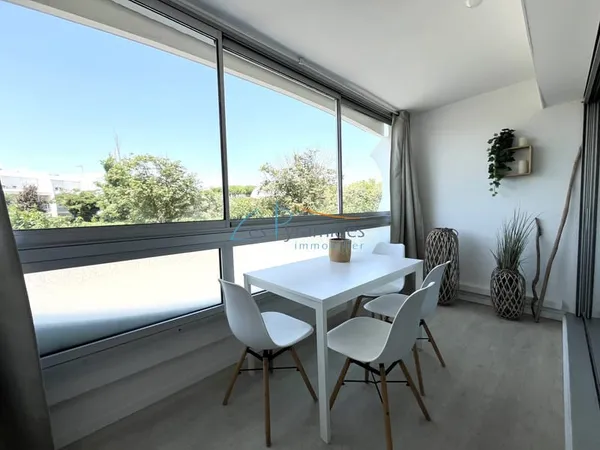 STUDIO CABINE RÉNOVÉ COUCHANT