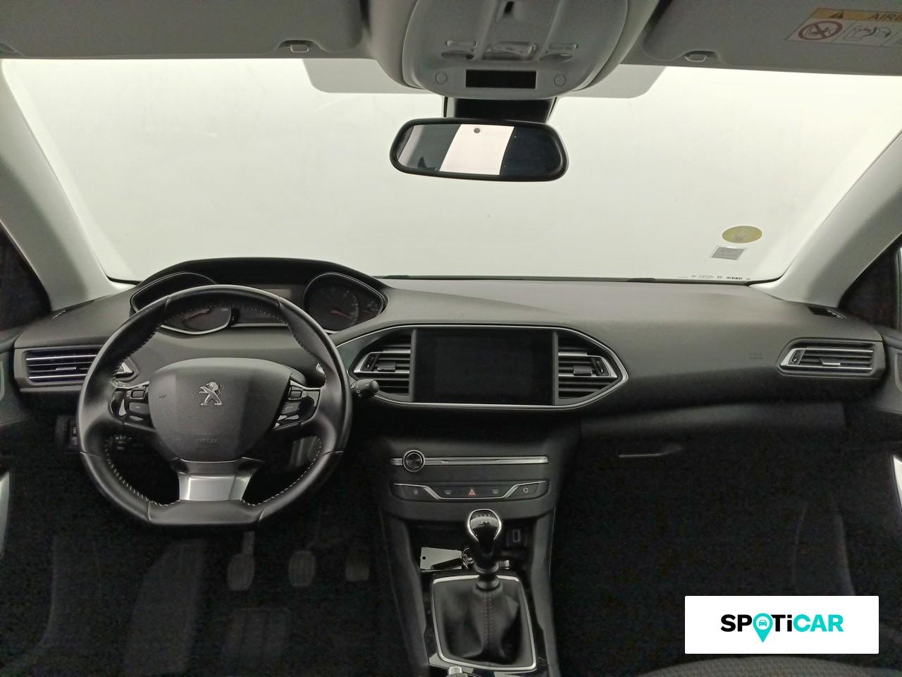 Peugeot 308 1.5 bluehdi 100ch e6.c s&s style — photo 8