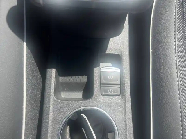 Renault Captur tce 90 — photo 37