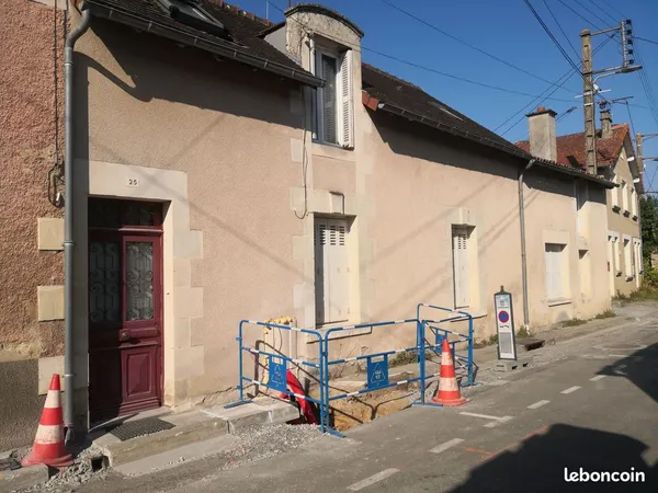 Maison de ville à louer à Bonneuil Matours
