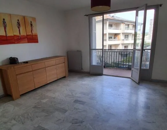 Appartement 3 pièces 77 m²