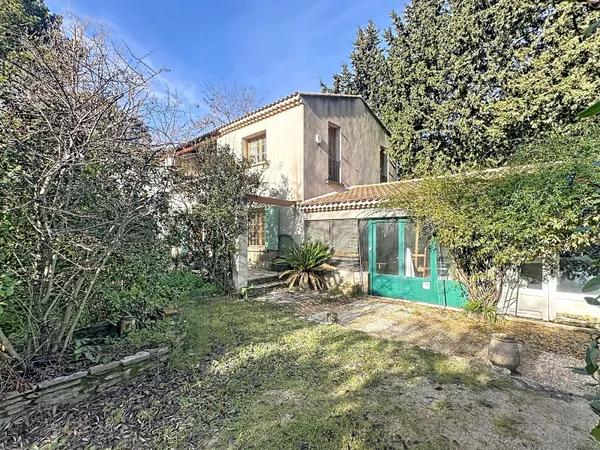 Maison 9 pièces 219 m²