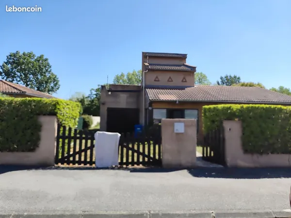 Particulier vends maison avec piscine