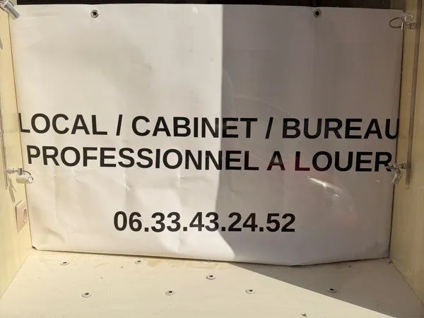 Bureau à louer 12 m2 sur Fontenay tresigny idéal pour Infermiere libérale
