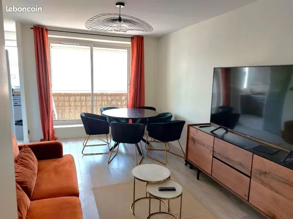 2 (3) chambres meublées proche DOUA INSA