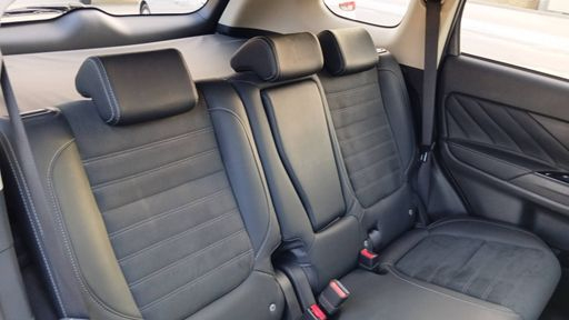 Mitsubishi Outlander 2.0 MIVEC 163 Plug in Hybrid 4WD BVA - Energy Zen – 2017 – 127347 km – Hybride rechargeable – Boîte Automatique — photo 33