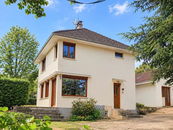 Propriété 5 pièces 125 m²