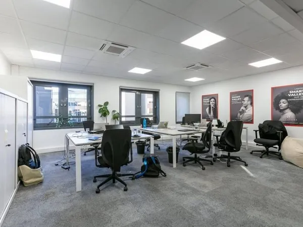 Bureaux 2 pièces 105 m²