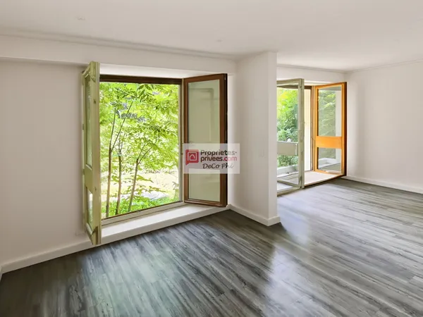 Studio très bon état 26m² calme jardin lumineux Le Chesnay