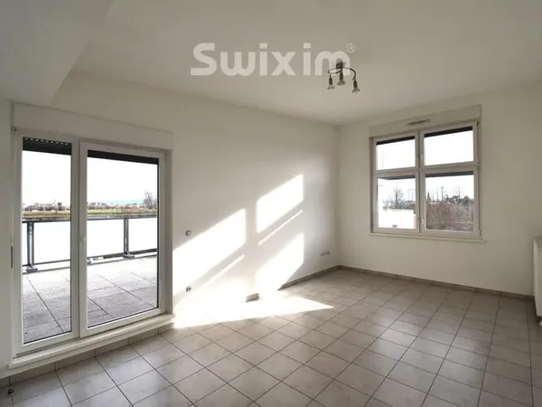 ATTIQUE T4 AVEC GARAGE
