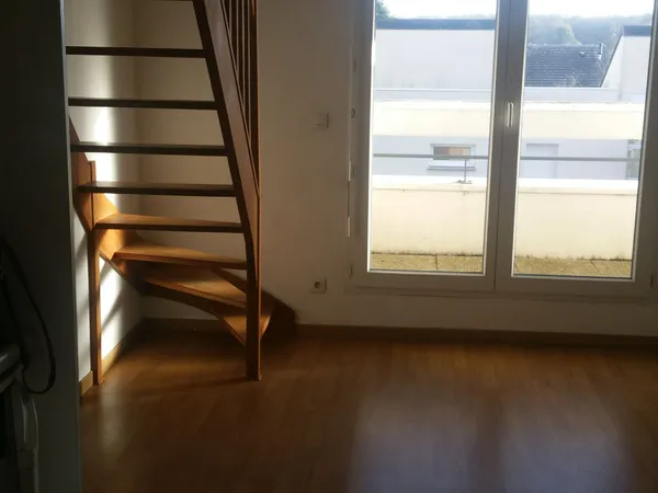À LOUER - Duplex 34 m² avec balcon et parking - La Chapelle-sur-Erdre