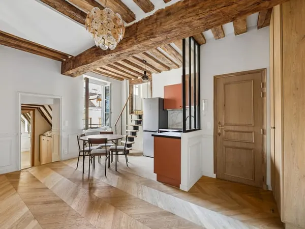Paris IV - Ile Saint-Louis ¦ Un nid parisien atypique caché sous