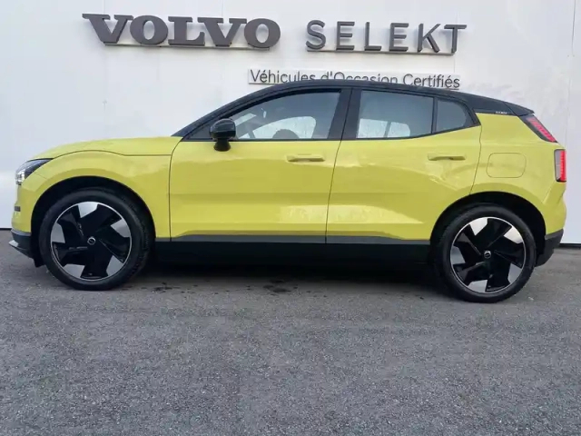 Volvo Ex30 single extended range 272 ch 1edt — photo 2