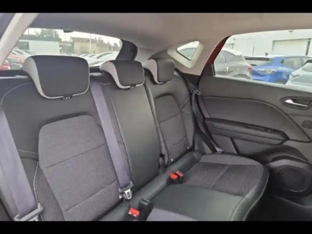Renault Captur 1.0 tce 90ch techno — photo 11