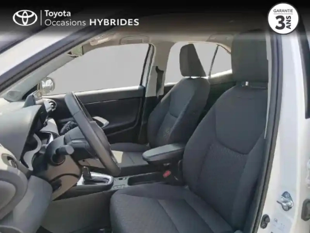 Toyota Yaris cross 116h dynamic my25 — photo 11