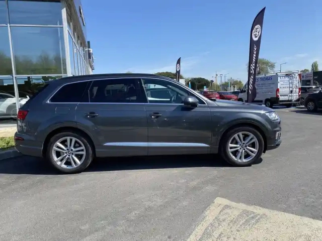Audi Q7 3.0 v6 tdi e-tron 373 tiptronic 8 quattro 5pl — photo 49