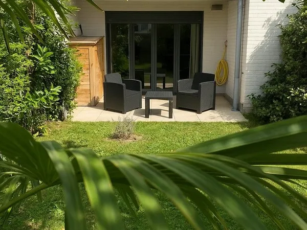 T2 AVEC JARDIN PRIVATIF 60m² (Particulier - Sans frais d'agence)