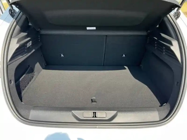 Peugeot 308 plug-in hybrid 195 ch e-dcs7 — photo 6