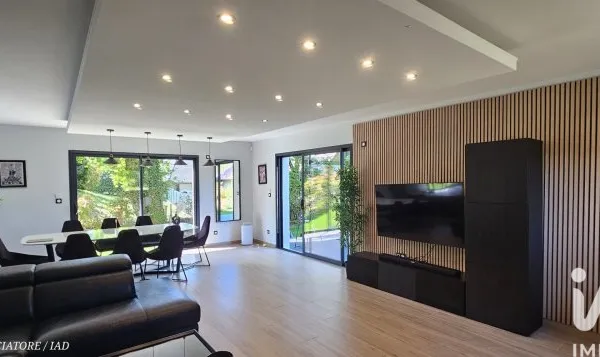 Maison 6 pièces 162 m²