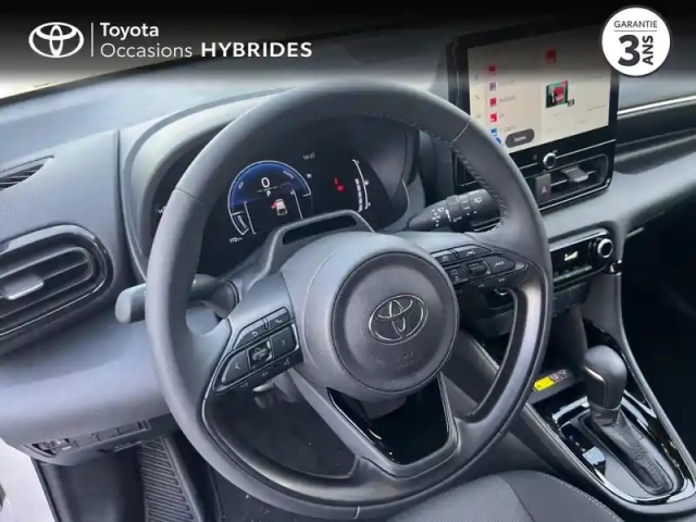 Toyota Yaris 116h design 5p my26 — photo 13