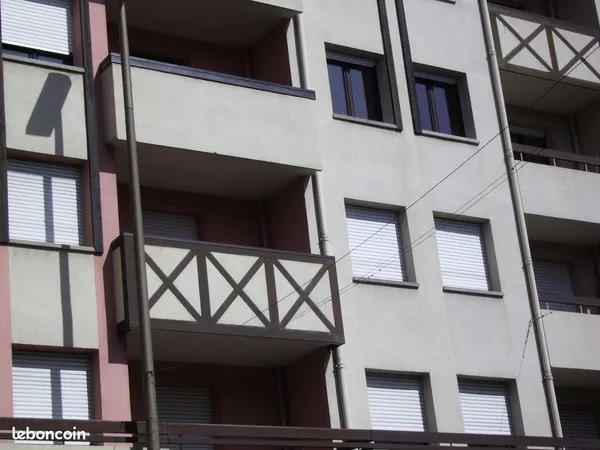 Bel F2 centre ville montluçon