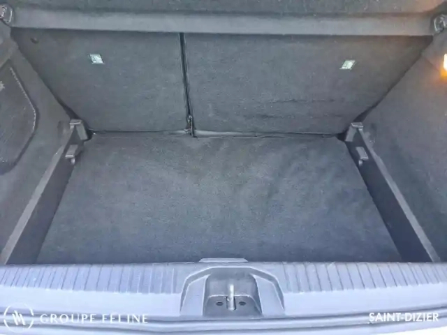 Renault Clio 1.3 tce 140ch rs line -21 — photo 14