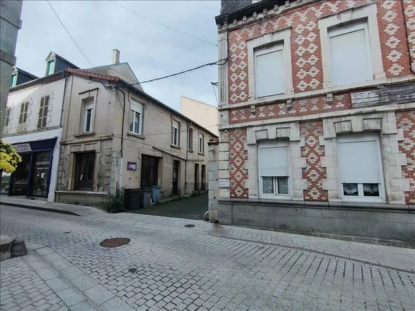 Immeuble 631 m²