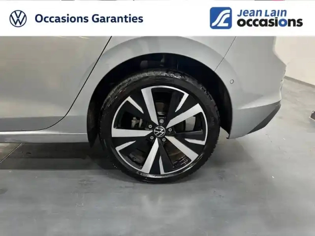 Volkswagen Golf 1.5 ehybrid 204 dsg6 — photo 32