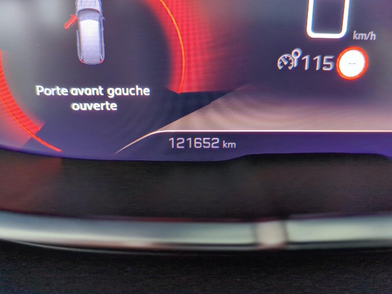 Peugeot 5008 puretech 180ch s&s eat8 gt — photo 24