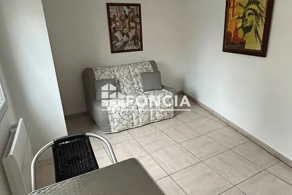 Studio 1 pièce 15 m²