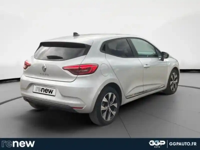 Renault Clio 1.5 blue dci 100ch evolution — photo 5