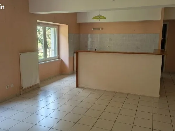 Loue T2 58m² Ascenseur Chauffage inclus