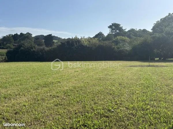 Terrain 884 m² Souraide