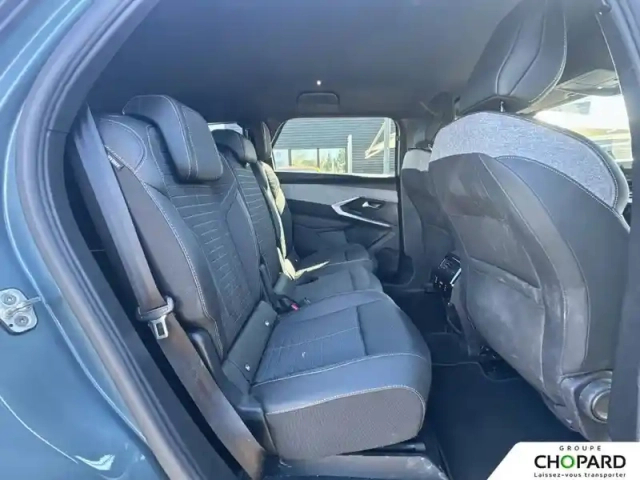 Peugeot 5008 electrique 210 ch 73 kwh — photo 114