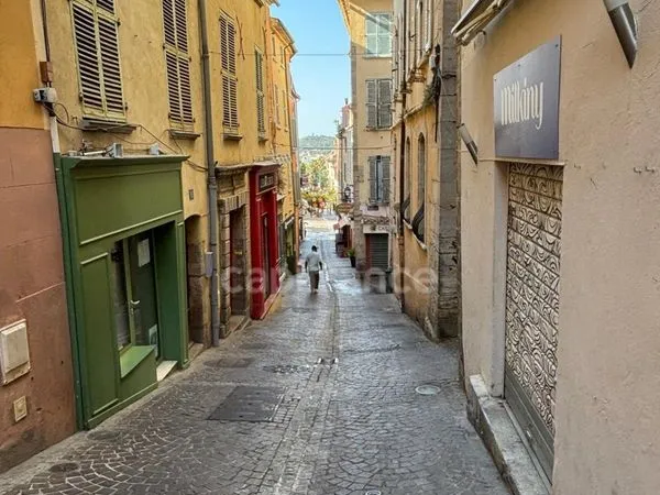 Local commercial 30 m²