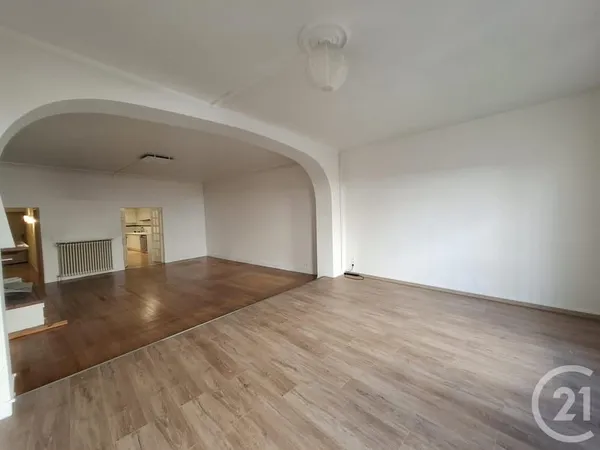 Appartement 4 pièces 151 m²