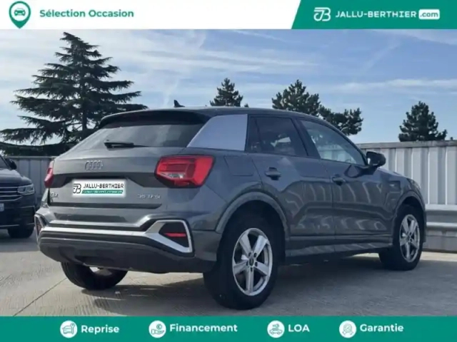 Audi Q2 35 tfsi 150ch s line s tronic 7 — photo 4