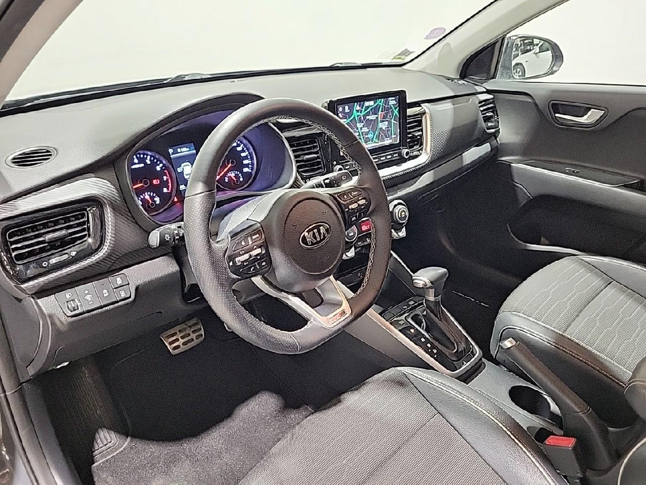 Kia Stonic 1.0 t-gdi 100 ch dct7 gt line premium — photo 9