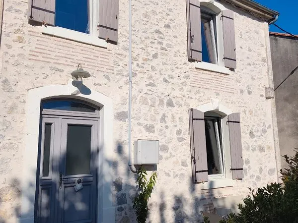 Maison de village avec jardin
