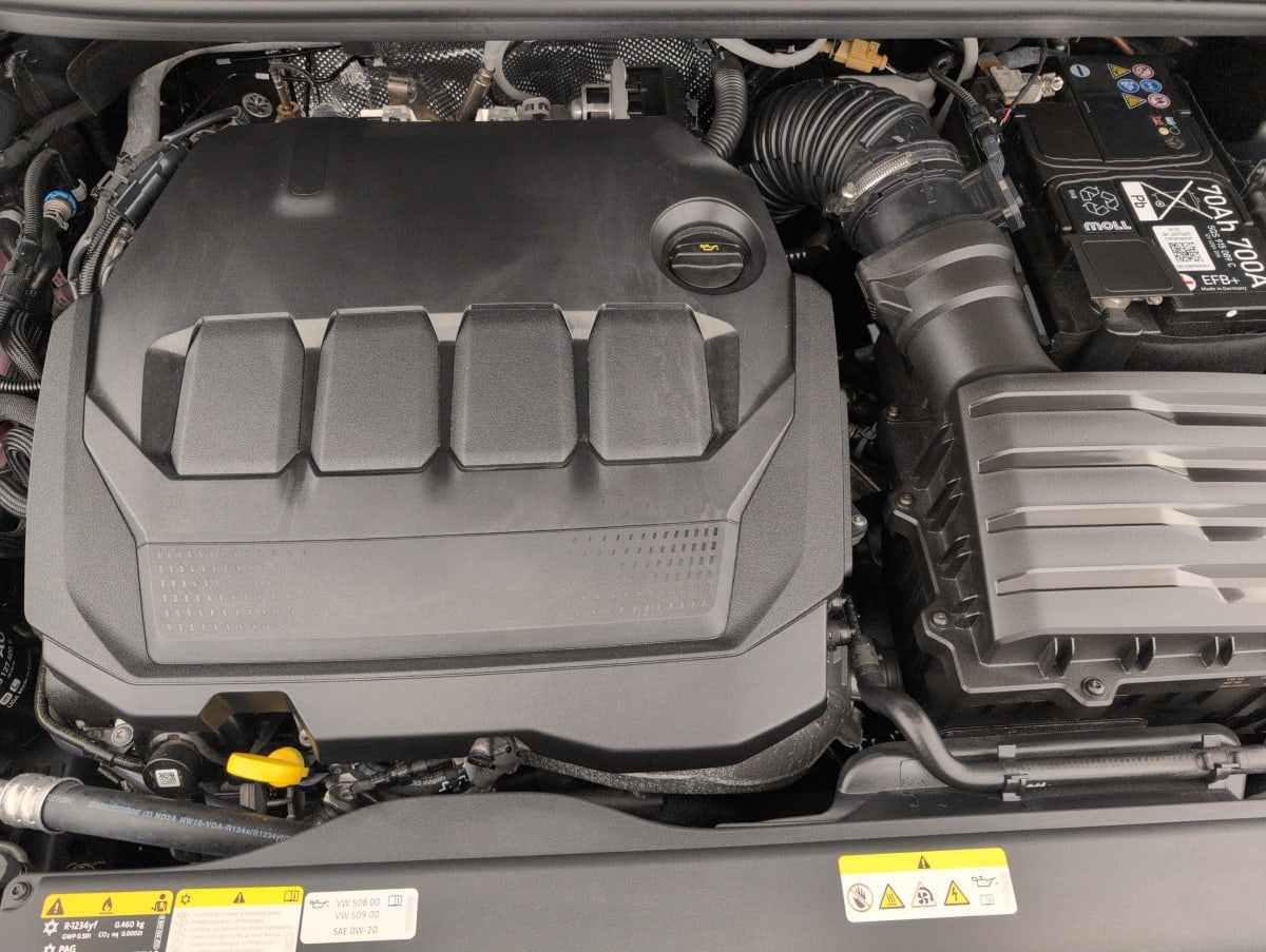 Volkswagen Touran — photo 21