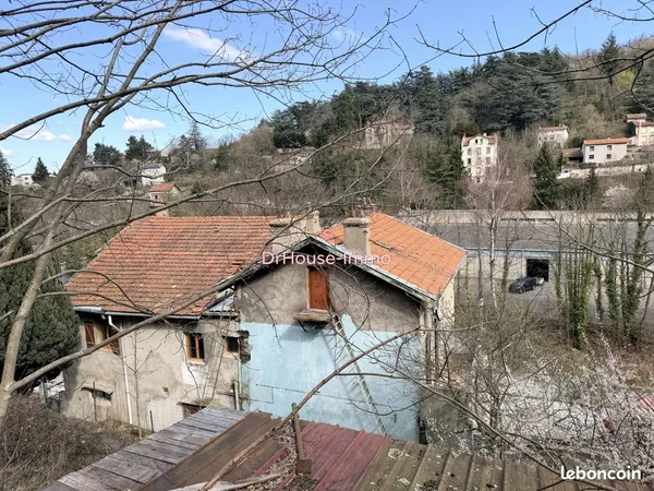 Immeuble 9 pièces 261 m²